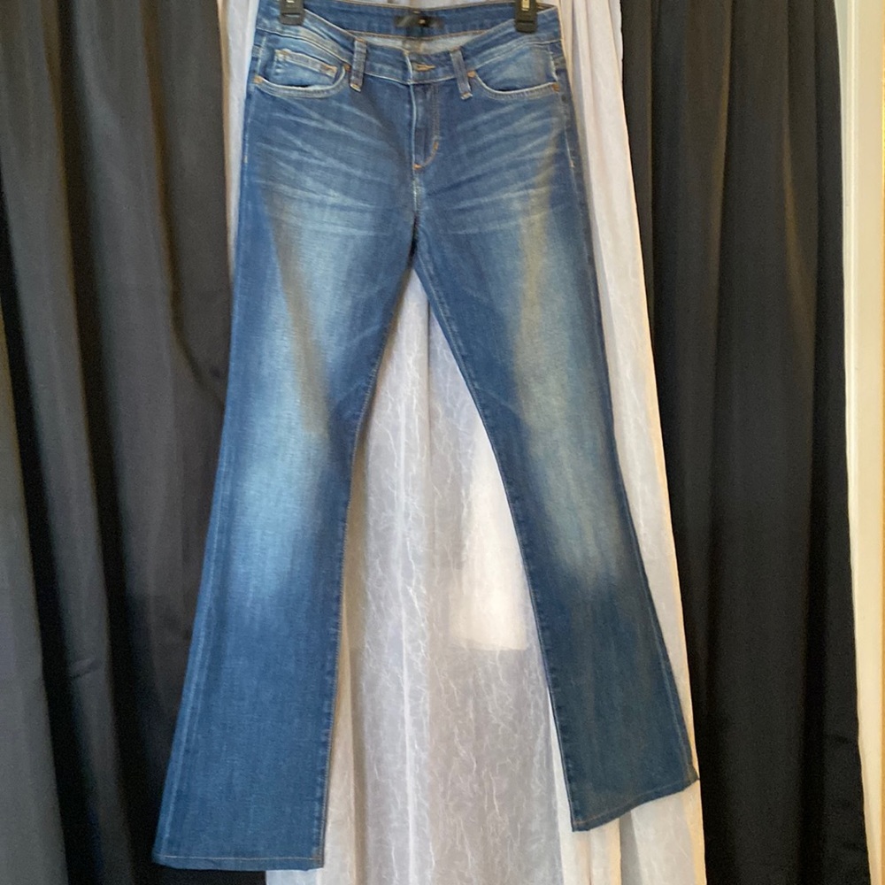 Joe’s Jeans low-mid rise faded blue wash size 27